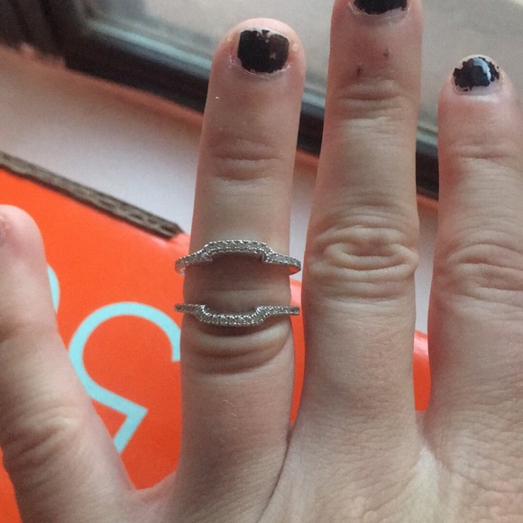 Wedding ring and bands size 6 - Picture 5 of 8